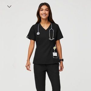 FIGS Black Amapa Scrub Top